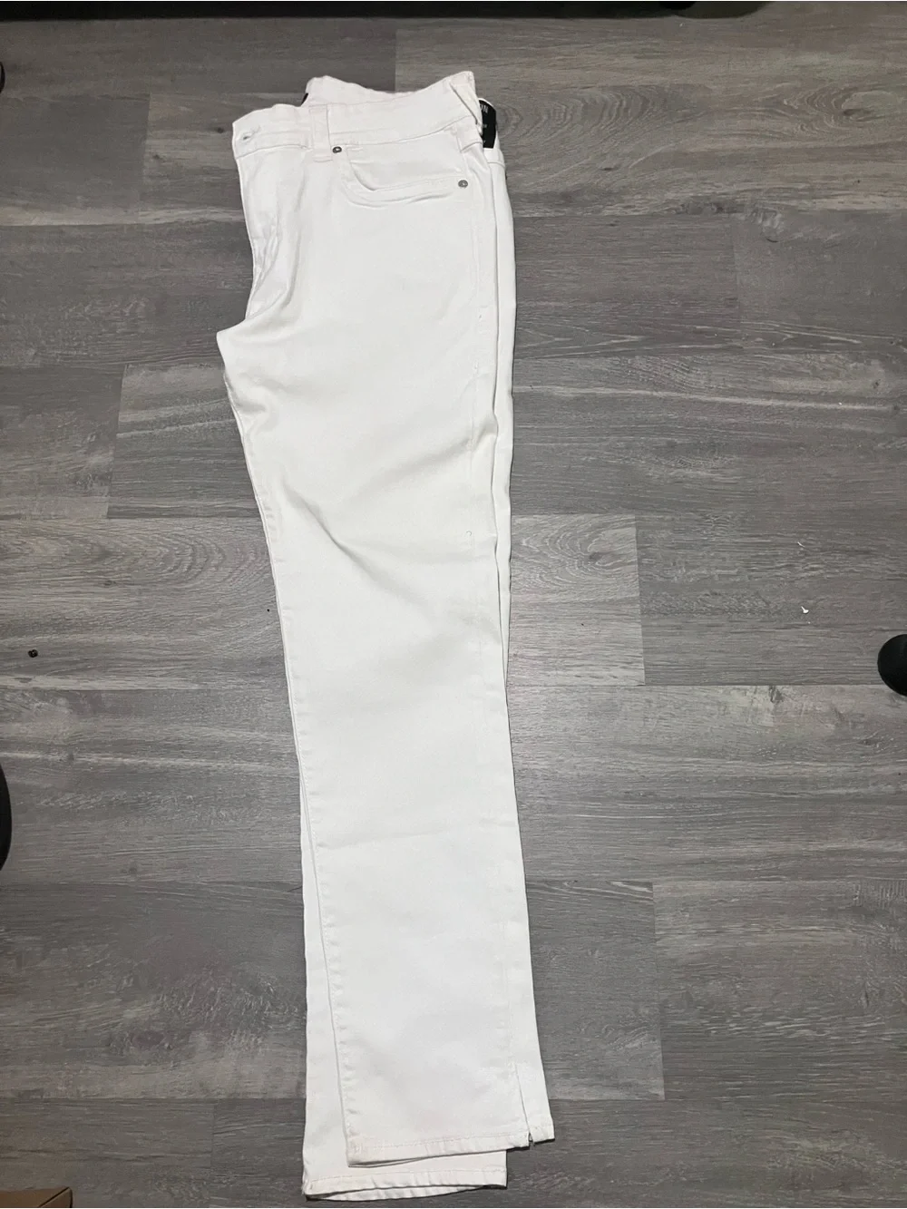 True Religion White Slim Back-Pocket Jeans